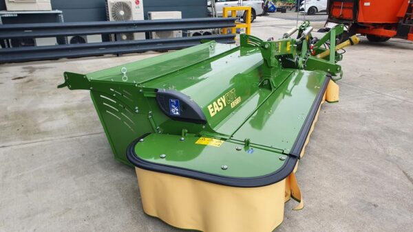KRONE ECR/F Rear and Front Mowers - Image 4
