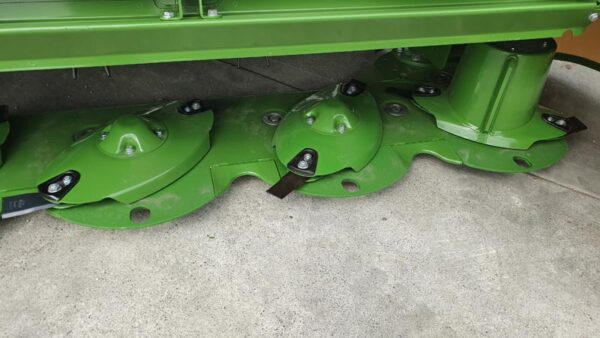 KRONE ECR/F Rear and Front Mowers - Image 10