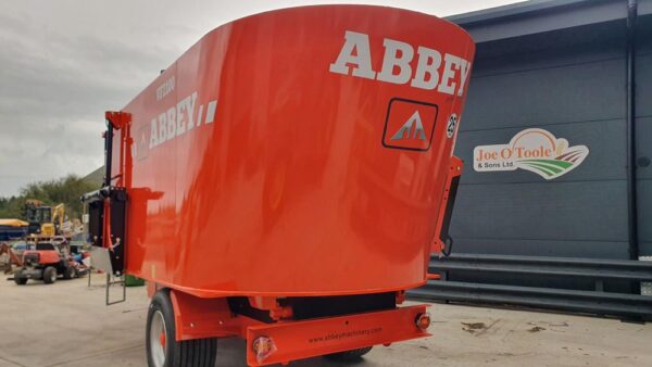 Abbey Tub Feeders - Image 3