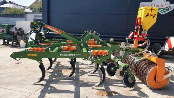 Used Amazone 3 Meter Cenio with APV Air Seeder ( In Stock ) - Image 3