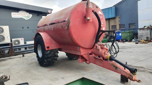 Used Hi Spec 2300 Gallon Vacuum Tanker ( In Stock ) - Image 4