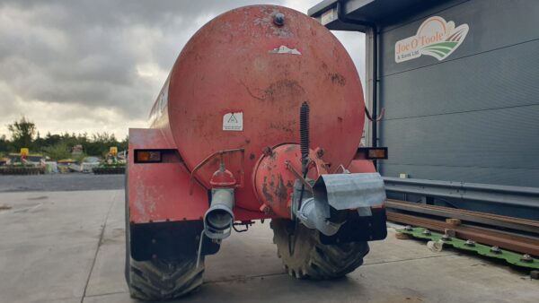 Used Hi Spec 2300 Gallon Vacuum Tanker ( In Stock ) - Image 6