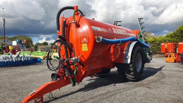 Abbey R2000 Premium Plus Tanker with Agri Pro 7.7 Trailing Shoe ( In Stock ) - Image 4
