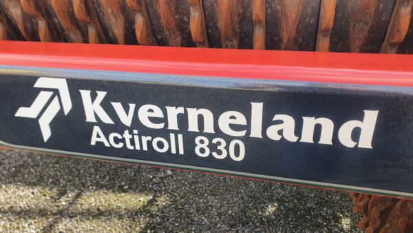Used Kverneland Actiroll 830 8.3 meter Ring Roller - Image 6