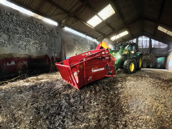 Teagle 6100 Smaller Loader Front Straw Blower ( New Product ) In Stock - Image 4