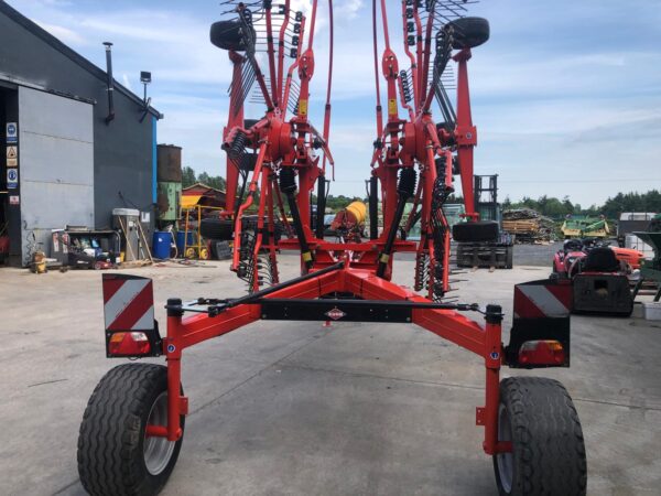 Used Kuhn 7501 Trailed Rake - Image 3