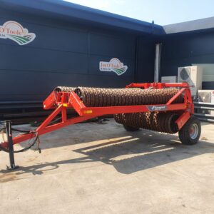 Used Kverneland Actiroll 830 8.3 meter Ring Roller