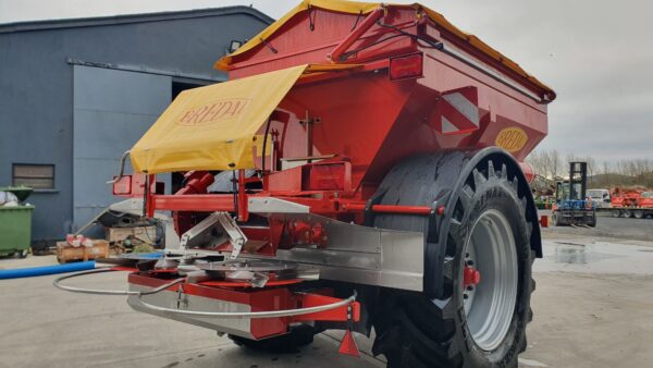New Bredal Fertilizer and Lime Spreaders - Image 8