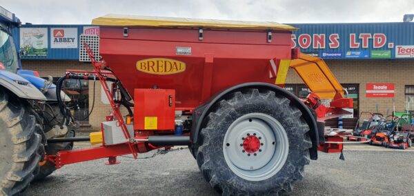 New Bredal Fertilizer and Lime Spreaders - Image 9