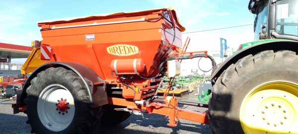 New Bredal Fertilizer and Lime Spreaders - Image 12