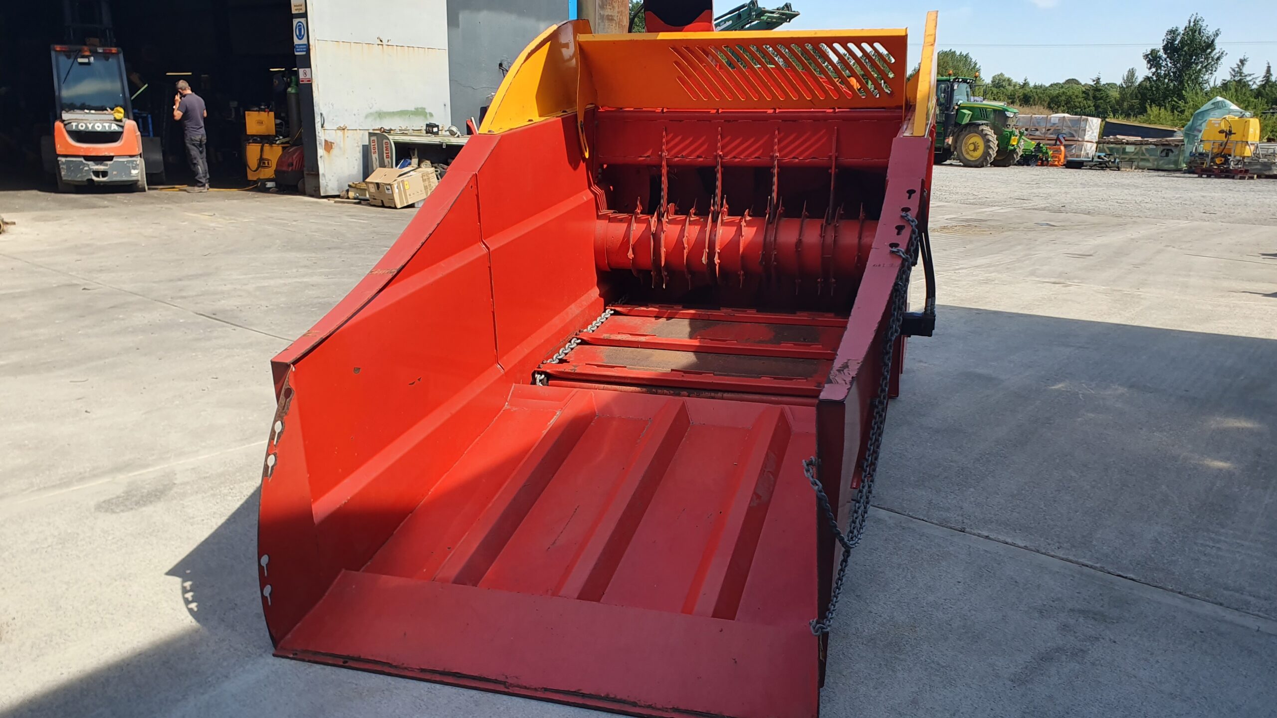 Used Teagle Telehawk Front Mounted Strawblower - Image 7