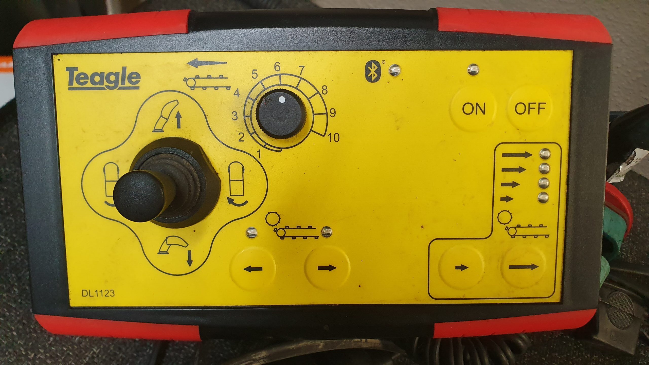 Used Teagle Telehawk Front Mounted Strawblower - Image 14